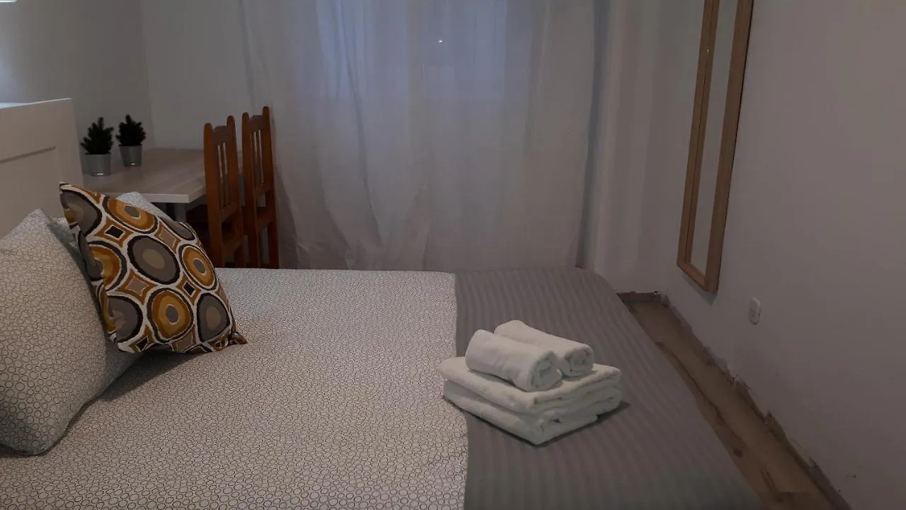 Apartamento 3Dorm Cerca Del Centro Para 8 Personas Apartment Malaga 0*,